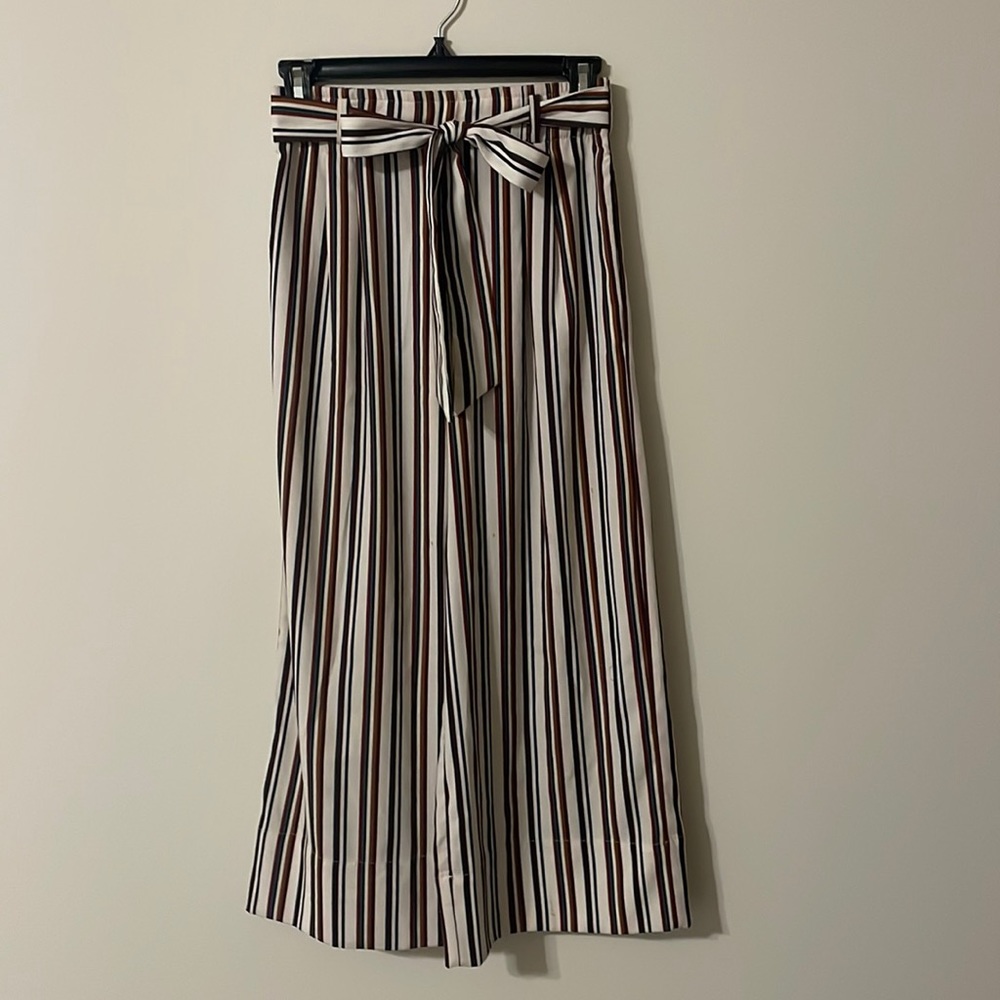 Zara wide legged cropped pants